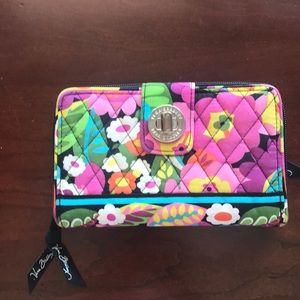 Vera Bradley